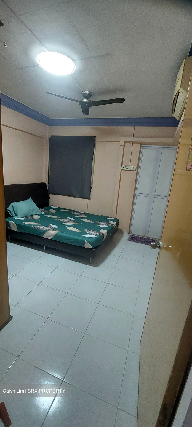 Blk 229 Jurong East Street 21 (Jurong East), HDB 3 Rooms #526188411